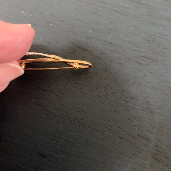 Vintage Solid 14K Elegant Gold Infinity Brooch With Small Diamonds - Picture 8 of 9